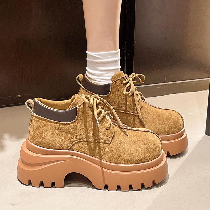 

Женская обувь на высокой толстой подошве из матовой кожи ботинки Мартин женские осенние новые ботинки цвета ревеня маленький человек 40 имбирный