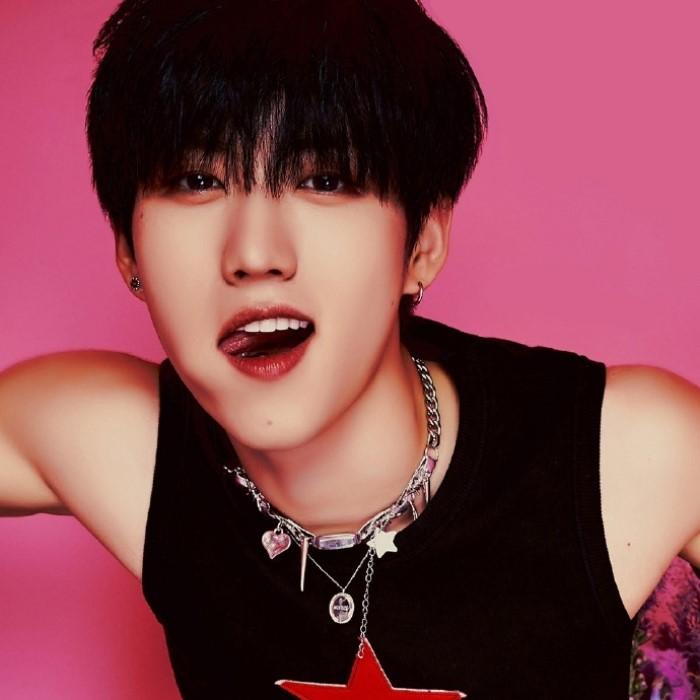 

EPEX - [Youth Chapter 2 : YOUTH DEFICIENCY] 2nd Album KEYRING Yewang
