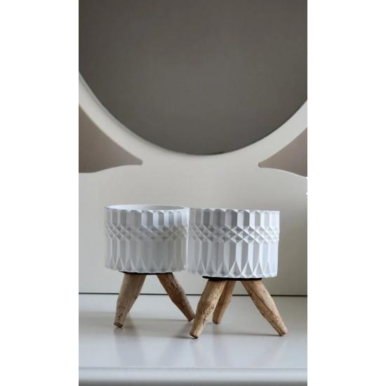 2'li Ahşap Ayaklı Minik Beton Vazo, Dekoratif Saksı, Küçük Vazo, Ev Ve Ofis Dekoru, Dekoratif Obje