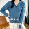 Women's V-Neck Oversized Cable Knit Color Block Cardigan - Casual Long Sleeve Wool Sweater