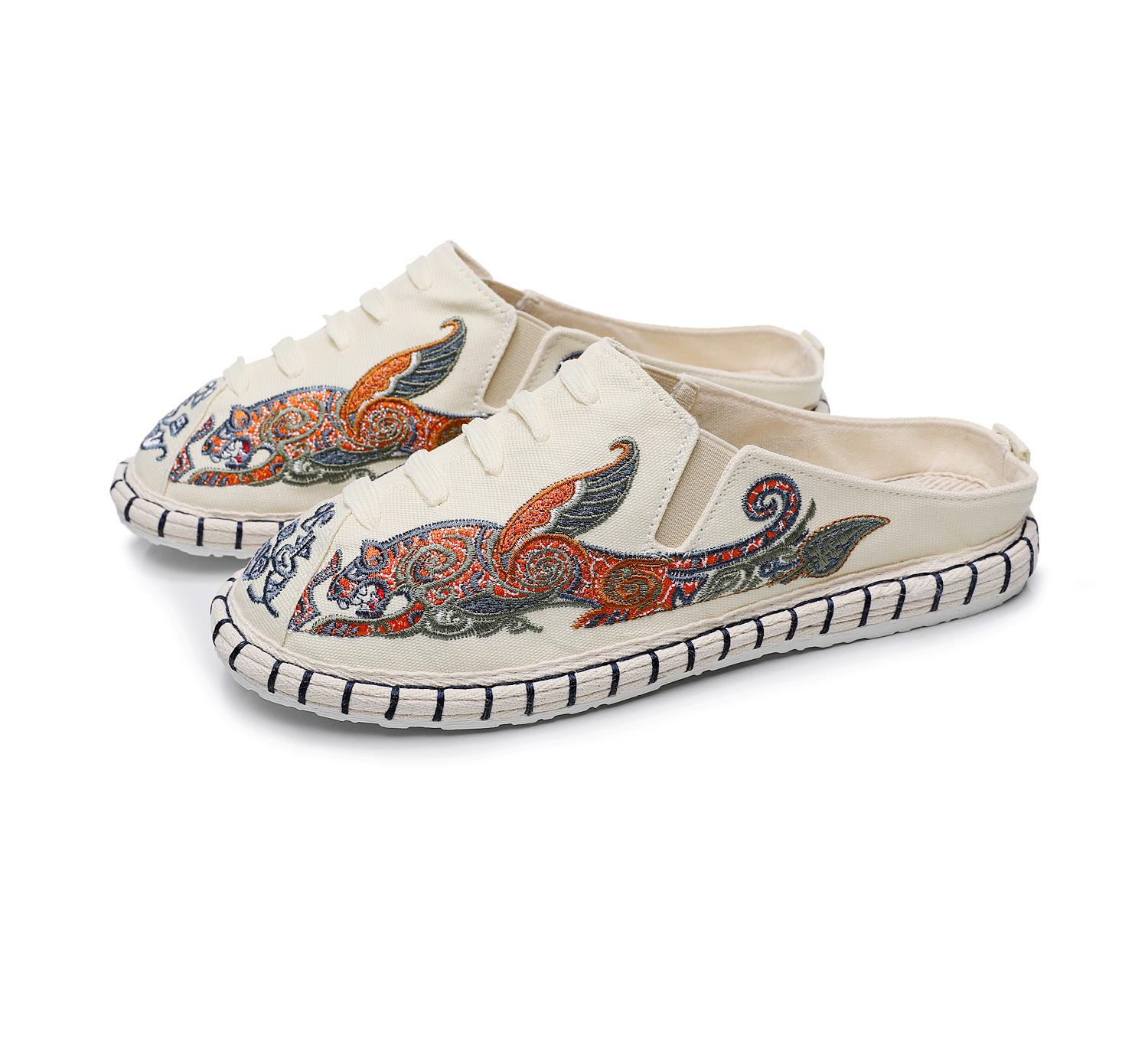 Китайский стиль Мужские и женские одинаковые вышитые туфли из ткани лазаньи — фото 9