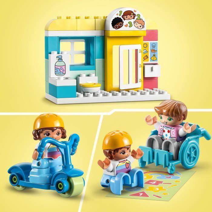 LEGO® DUPLO Ma Ville 10992 La Vie à la Garderie, Jouet Éducatif avec 4 Figurines