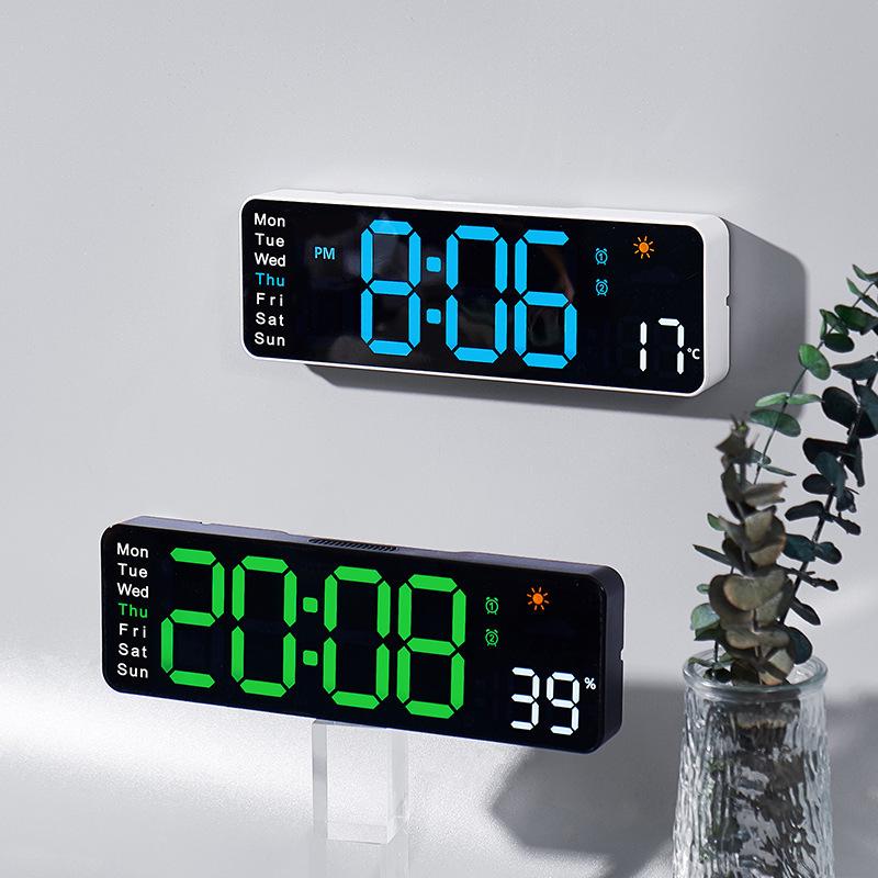 Multifunctional Living Room Wall Clock with Temperature Display and Alarm