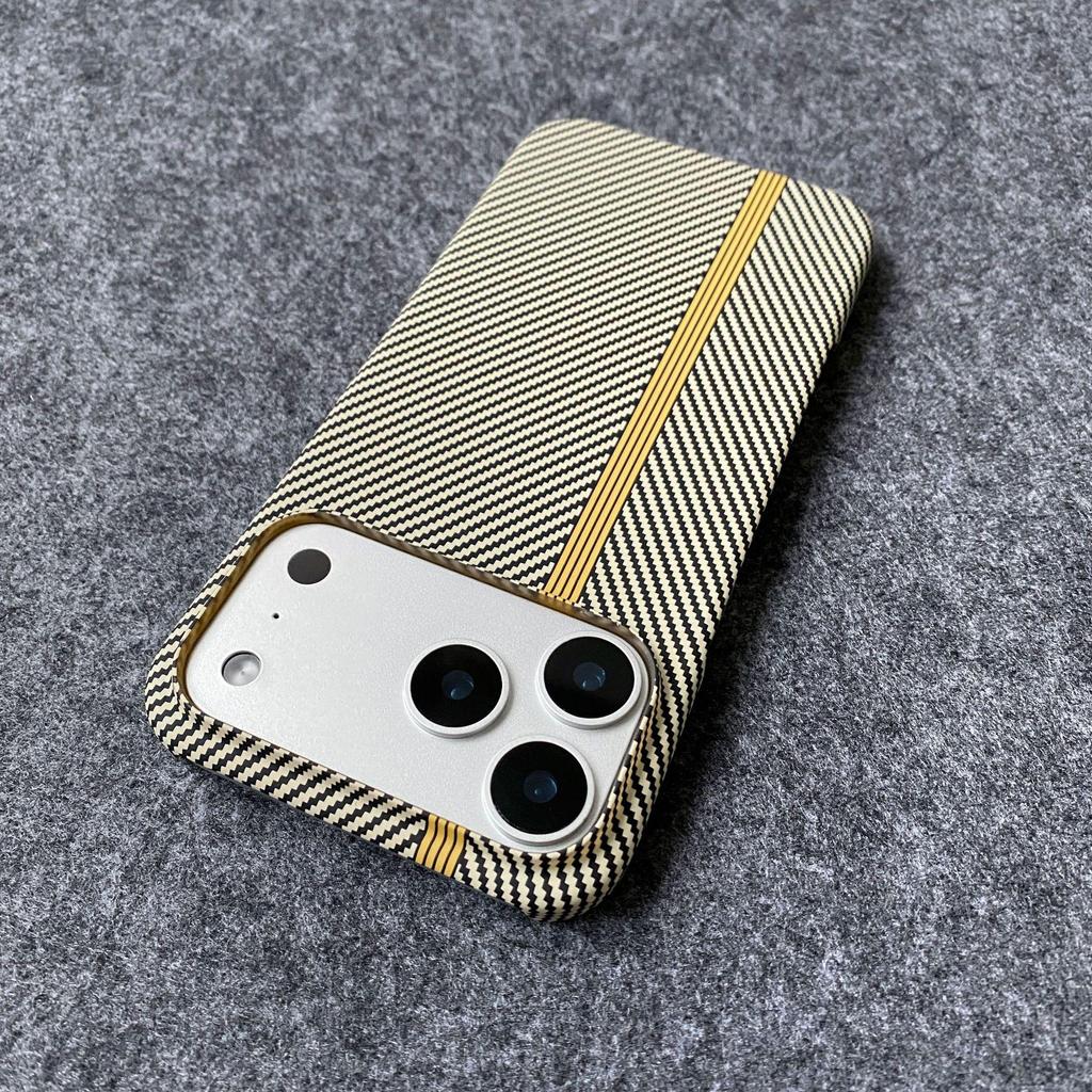 Kevlar Carbon Fiber Vertical Stripes Protective Case for Apple 17PM, 16Pro Max, 15