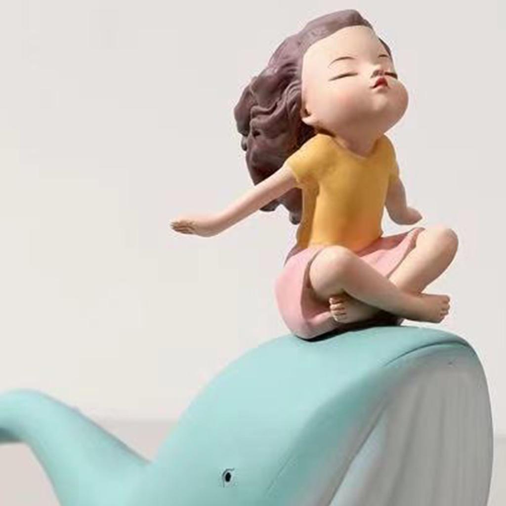Girl Figurine Resin Sculpture Crafts Home Desktop Decor Ornament Gift