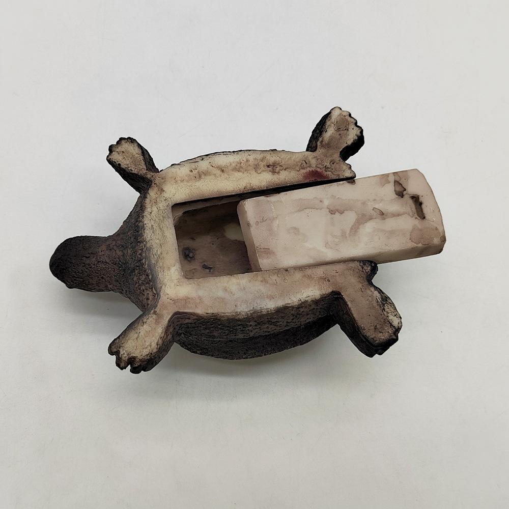 1Pc Outdoor Garden Key Hider Simulation Stone Key Box Modern Creative Garden Ornaments for Outdoor Courtyard Patio Garden Home Party Holiday