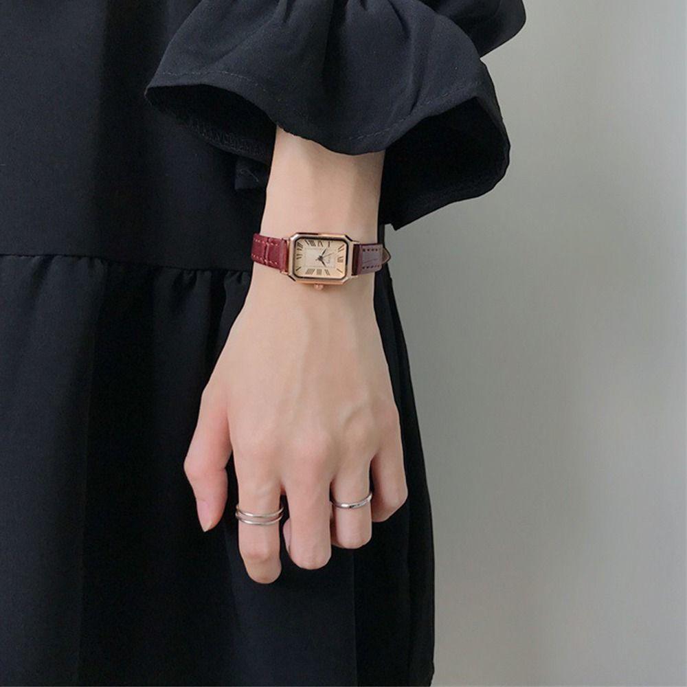 Elegant Women's Wrist Watch Portable Vintage Female Clock Ladies Business Watches Women
