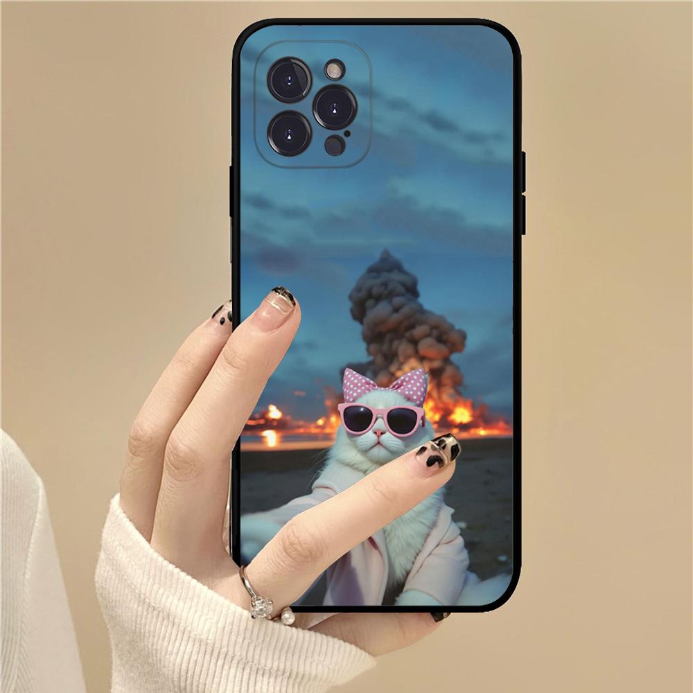 Pet Cat Funny Memes Phone Case For IPhone 16 15 14 11 12 13 Mini Pro XS Max Cover 6 7 8 Plus X Funda Shell