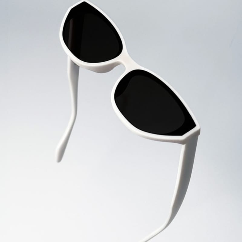 

STOP LOOKING CATHY_WH white