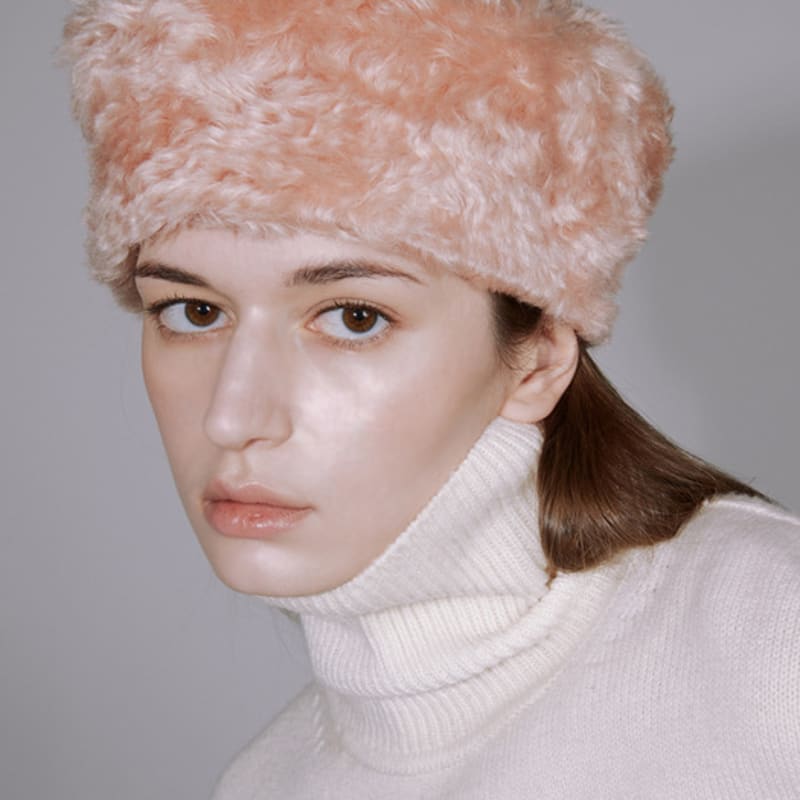 

МИМОЗА БЕРЕТ ЧАС F-58cm