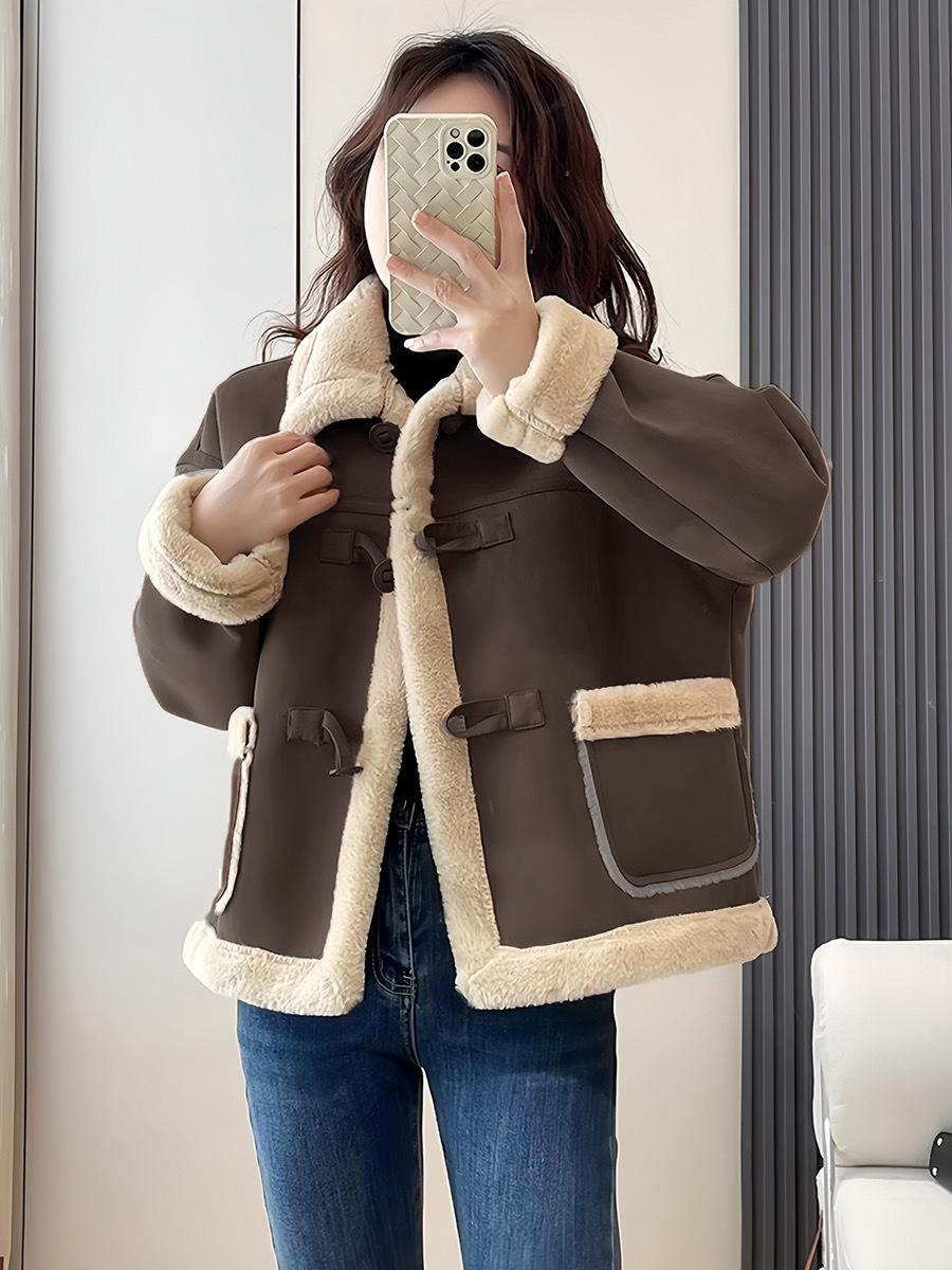 

Short lamb wool coat women s 2025 winter new loose small thickened suede locomotive suit XL