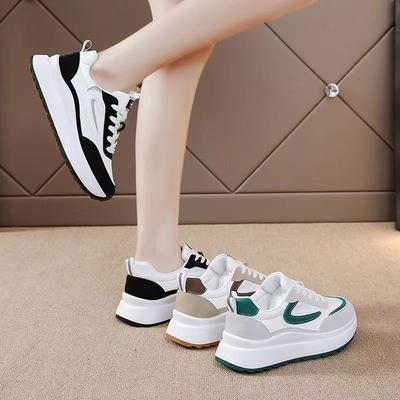 Sneakers Junior High School Girls Show Their Feet, Small and Versatile Sports and Leisure Women's Shoes, Spring New Forrest Gump Shoes, Popular Shoes
