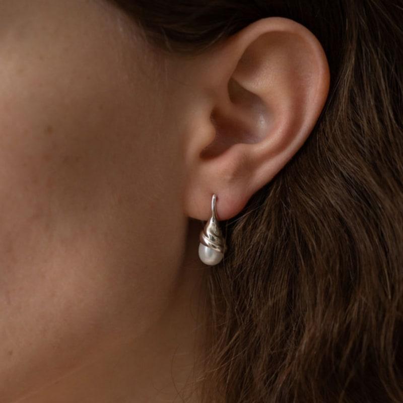 Boucle d'oreille Aube de moi Torsion Perle