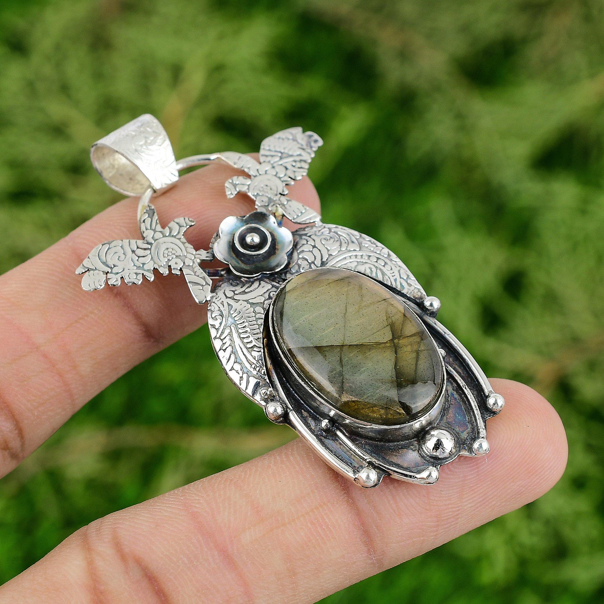 

Daughters Day Sale Labradorite Stone 925 Sterling Silver Engagement Wife Pendant