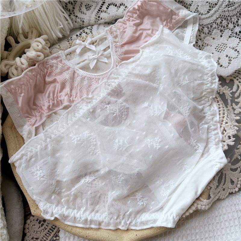 Sweet and Cute Briefs Front Cutout Careful Machine Ice Silk Underwear Lace Low-rise Women's Panties