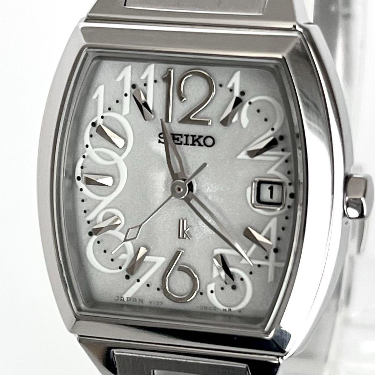 [In operation] Polished Seiko SEIKO LUKIA women s watch solar good condition white silver dial s2260