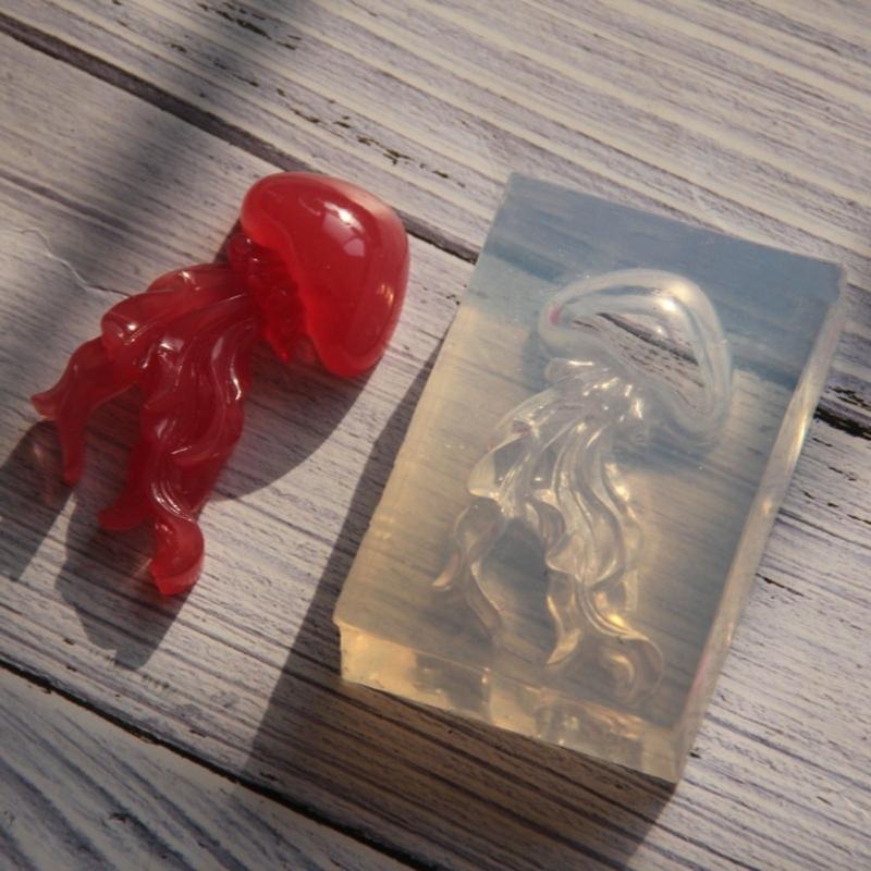 Jellyfish Candle Silicone Molds Easy Demolding For Epoxy Resin and Handmade Keychains Candle Soap Home Decoration