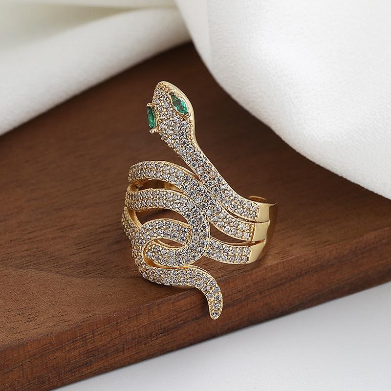 Trendy Unisex Luxury Snake-Shaped Diamond Ring: Exaggerated Hip Hop Style