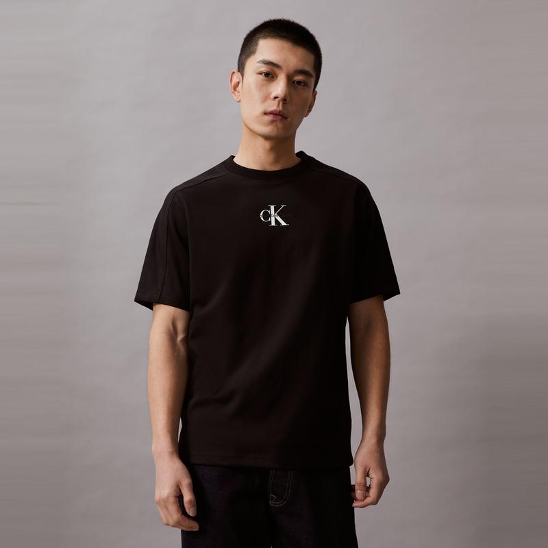 Calvin Klein Minimalist Printed Casual Short Sleeve T-Shirt Men Tops Black J325362-BEH