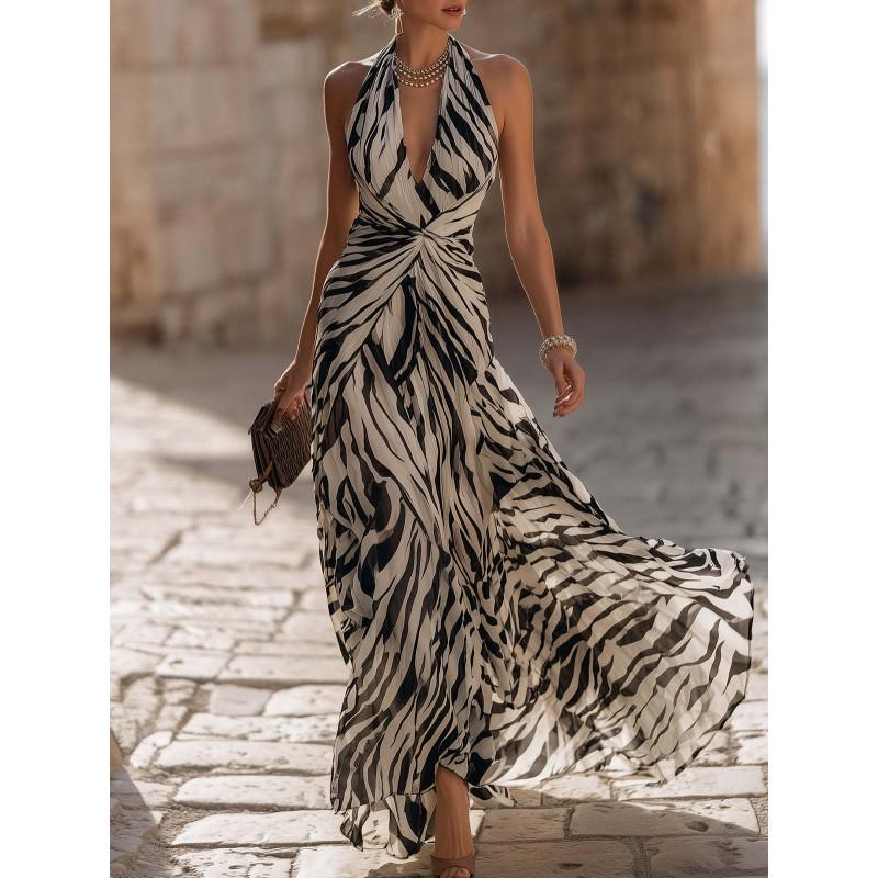 2026 French Vacation Style Halter Neck Pleated Long Dress Elegant Slim Fit Party Women