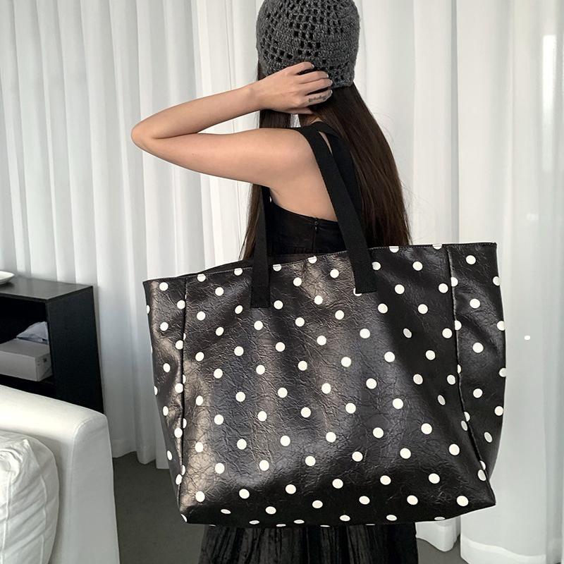

Retro Polka Dot Large Capacity Tote Bag Korean Fashion Women s Shoulder Bag Simple Waterproof Shopping Bag Casual Commuter Bag