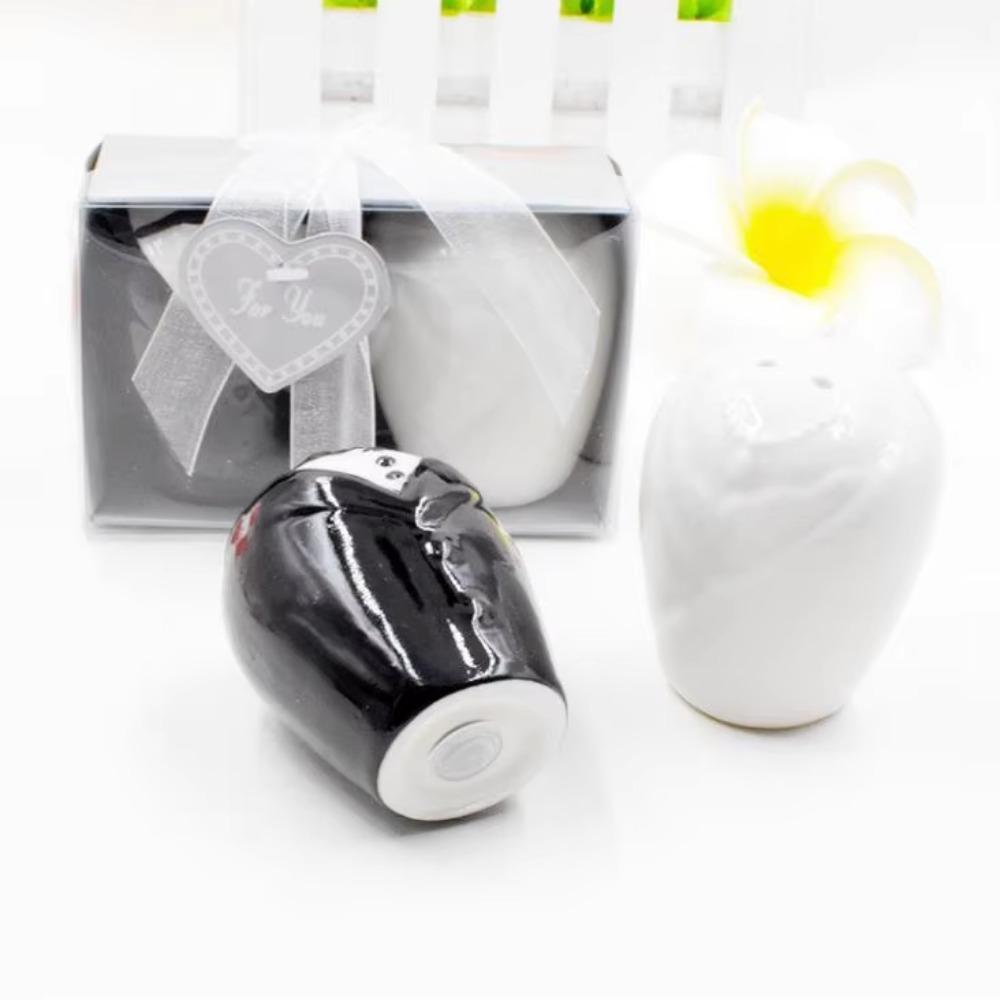 Cartoon Wedding Couples Salt Jars Cute Ceramic Seasoning Jars  Party Event