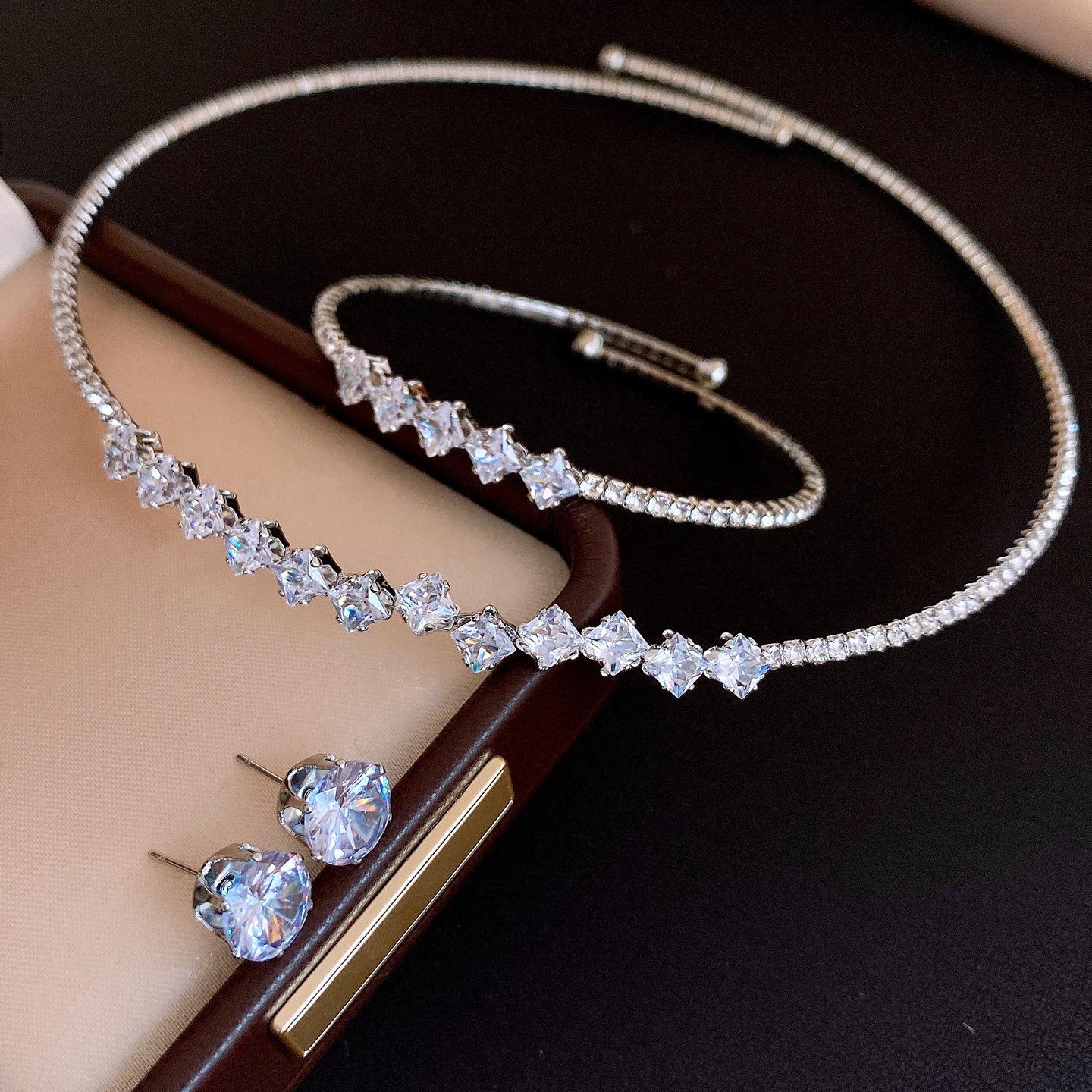 European and American diamond-encrusted zircon pearl necklace exquisite simple collar niche collar jewelry women