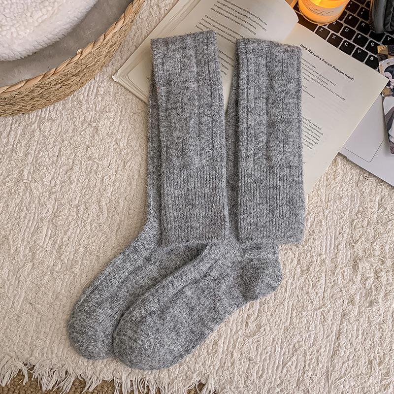 Winter Knee Socks Children Japanese Jk College Wind Stockings Soft Sister Versatile Warm And Thin Warm Fleece Knee Stockings