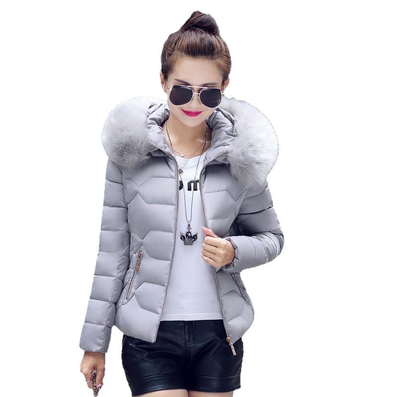 Women's Winter Hooded Short Cotton Jacket with Fur Collar - Slimming and Warm