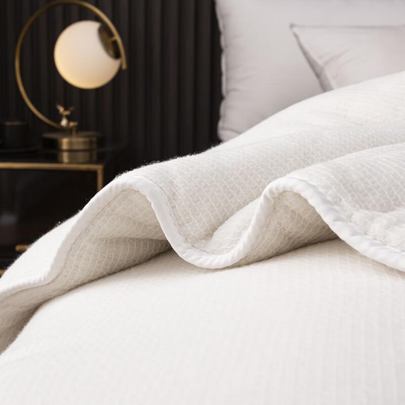 LISM All-Season Xinjiang Cotton Quilt