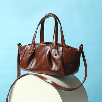Sac pour femme en cuir véritable Sac bandoulière Niche Cuir de vachette pleine fleur Sac à une épaule Sac bowling à la mode et polyvalent