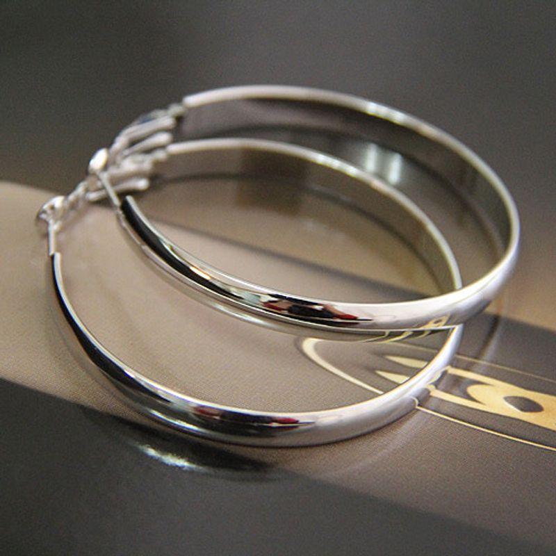 

Fashion Trendy Fashion Ruili Stylish Exaggerated Nightclub Classic Glossy Big Circle Earrings Female Accessories Dance Performance Platinum 4cm