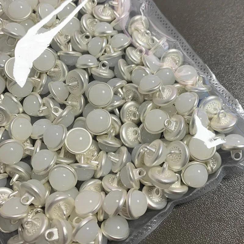 10 teile/los Schöne Jewel Tasten Edelstein Glanz 10mm Runde Kleine Schaft Tasten Bluse Rock Nähen Zubehör