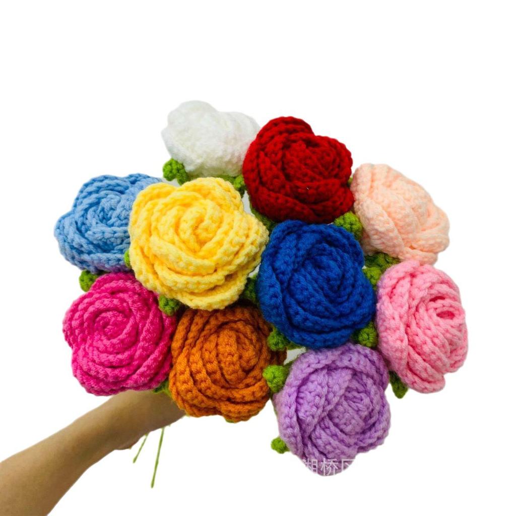 Hand-Knitted Gradient Rose Crochet Bouquet - Preserved Artificial Flowers Valentine's Gift