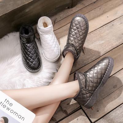 Fleece Thickened Snow Boots Women's 2025 Winter New Cold-proof Short Cotton Boots Warm Northeast Cotton Shoes Flat Short Boots