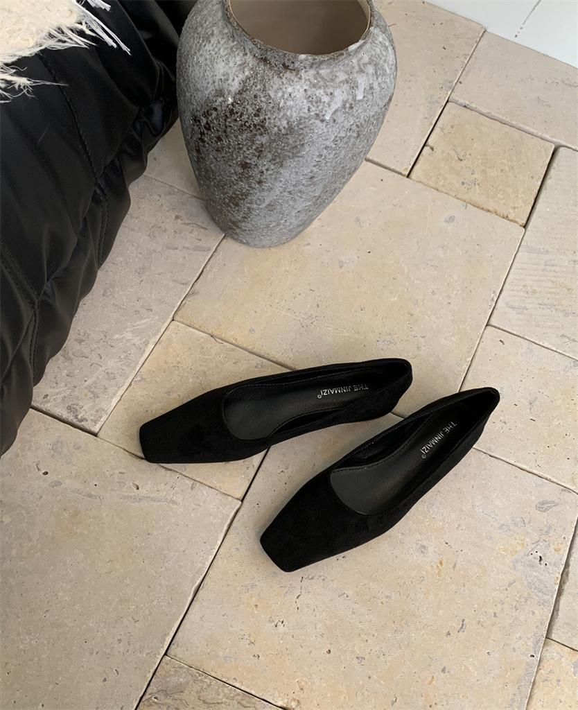 Coarse heel French red suede single shoes women's shoes 2025 new spring versatile square head shallow mouth commuting evening shoes