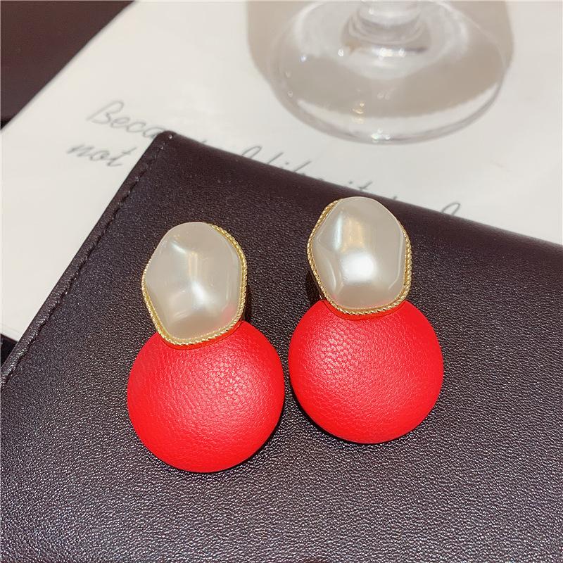French Vintage Irregular Pearl Leather Geometric Earrings S111 Silver Needle Circle Stud Earrings Premium Temperament Earrings