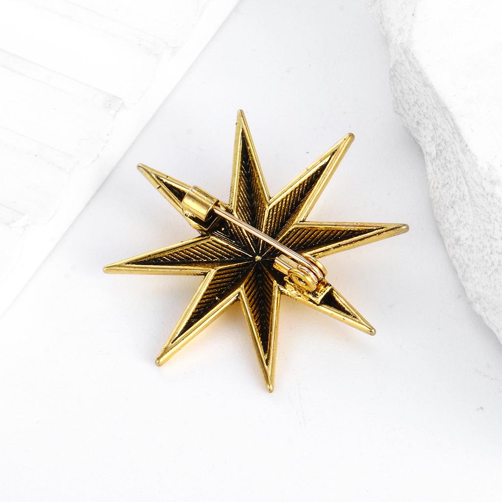 Retro Alloy Star Brooch Exquisite Lapel Pins for Women and Men Suit Shirt Badge Fashion Jewelry Accessories Gifts
