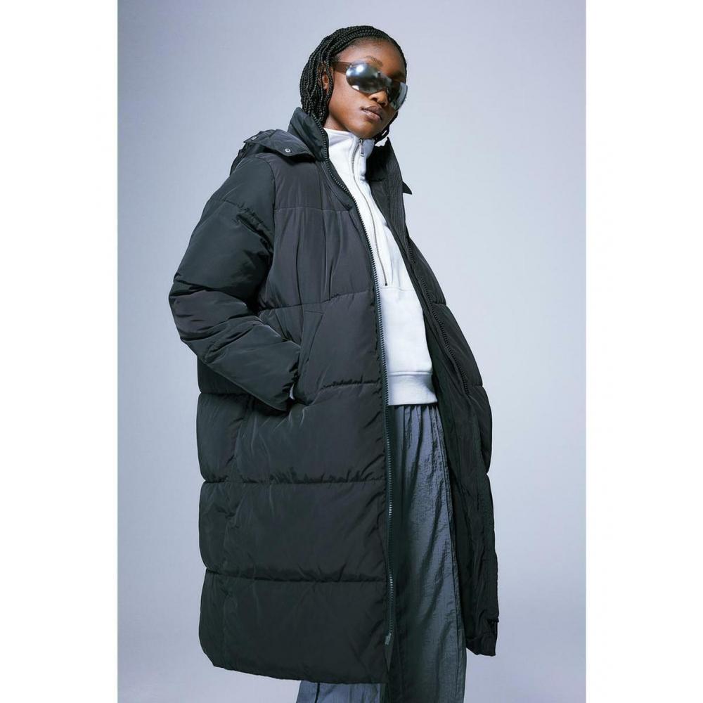 

Длинная куртка-пуховик HM черная 1168456001