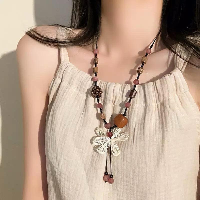 Handmade Wooden Flower Beaded Necklace Women Boho Chic Long Pendant Chain New Chinese Style Floral Statement Jewelry