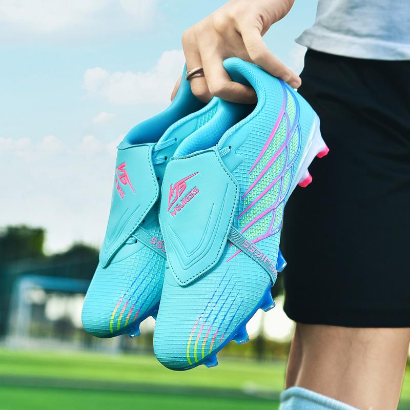 Football Cleats Men Ultralight Grass Soccer Shoes Men'S Futsal Shoes Professional Ag Football Shoes Men Training Match Sneakers