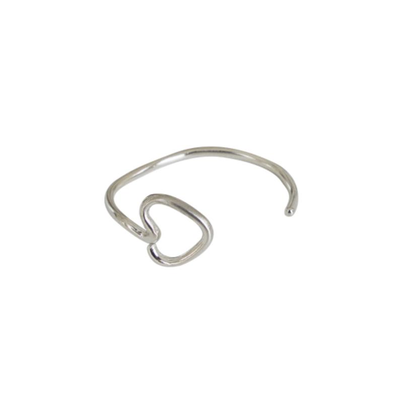 nuavo Cupid arrow cuff