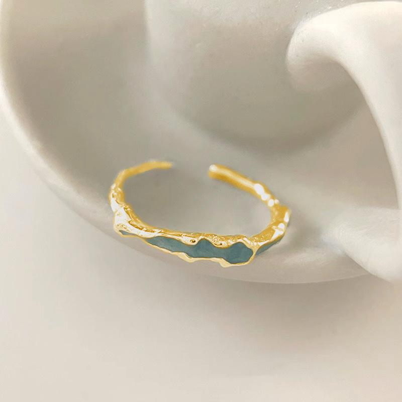 

Нерегулярний Крапельний Олійний Регульований Кільце Нішевий Дизайн Темперамент Простий 100% Відповідність Холодна Особистість Жіноча Мода Кільце