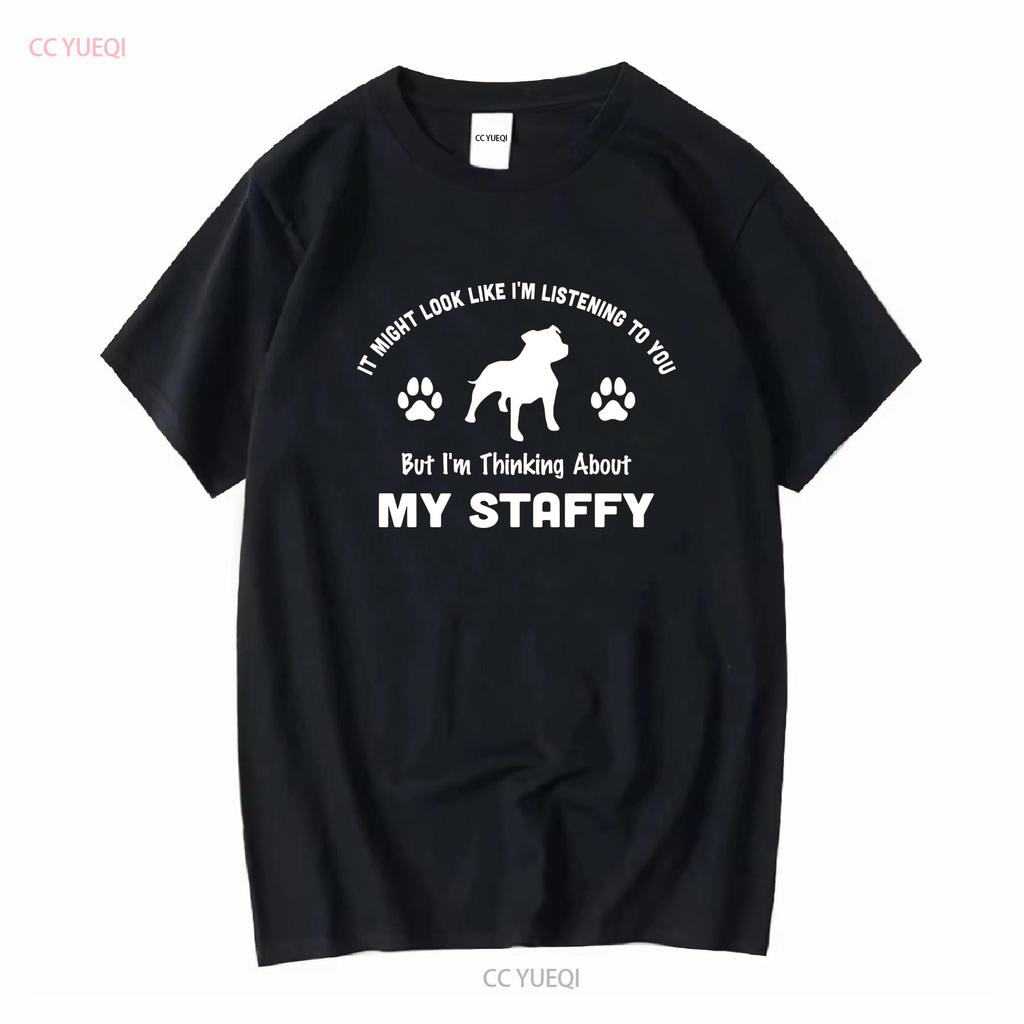 Vypadá to, že poslouchám Přemýšlím o svém Staffym Tričko Psí Táta Majitelův Vtipný Staffordshire Bull Terier vintage Vyprané