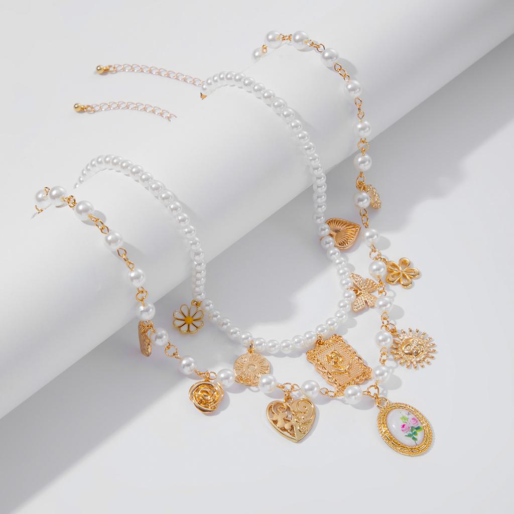 Wind Retro Baroque Imitation Pearl Flower Necklace, Butterfly Love Sunflower Pendant Collarbone Necklace