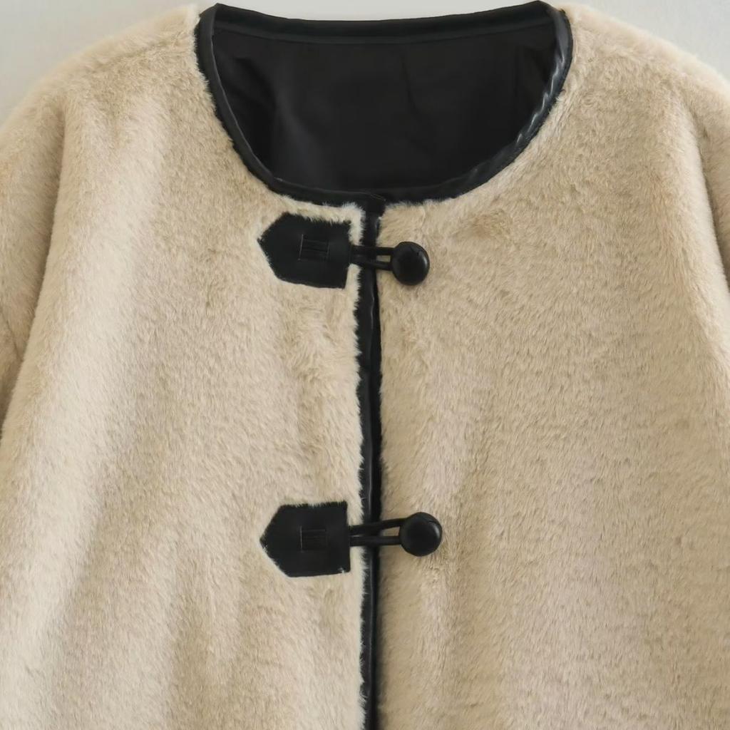 Winter Women's Plus Size Jacket Buckle Decoration Round Collar Faux Fur Coat