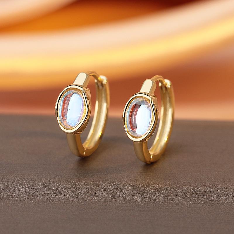 

Retro Moonlight Stone Ear Buckles, Irregular Earrings, Niche High-End, Cold, Sweet, Cool, Earrings, Girls золотой