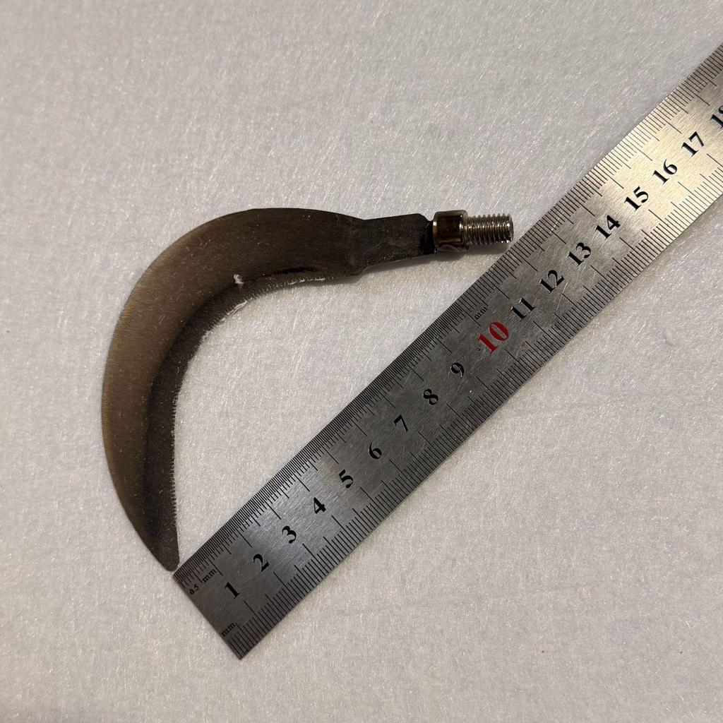 Portable Steel Fish Fork: Thickened Sickle-Style Spike for Fishing