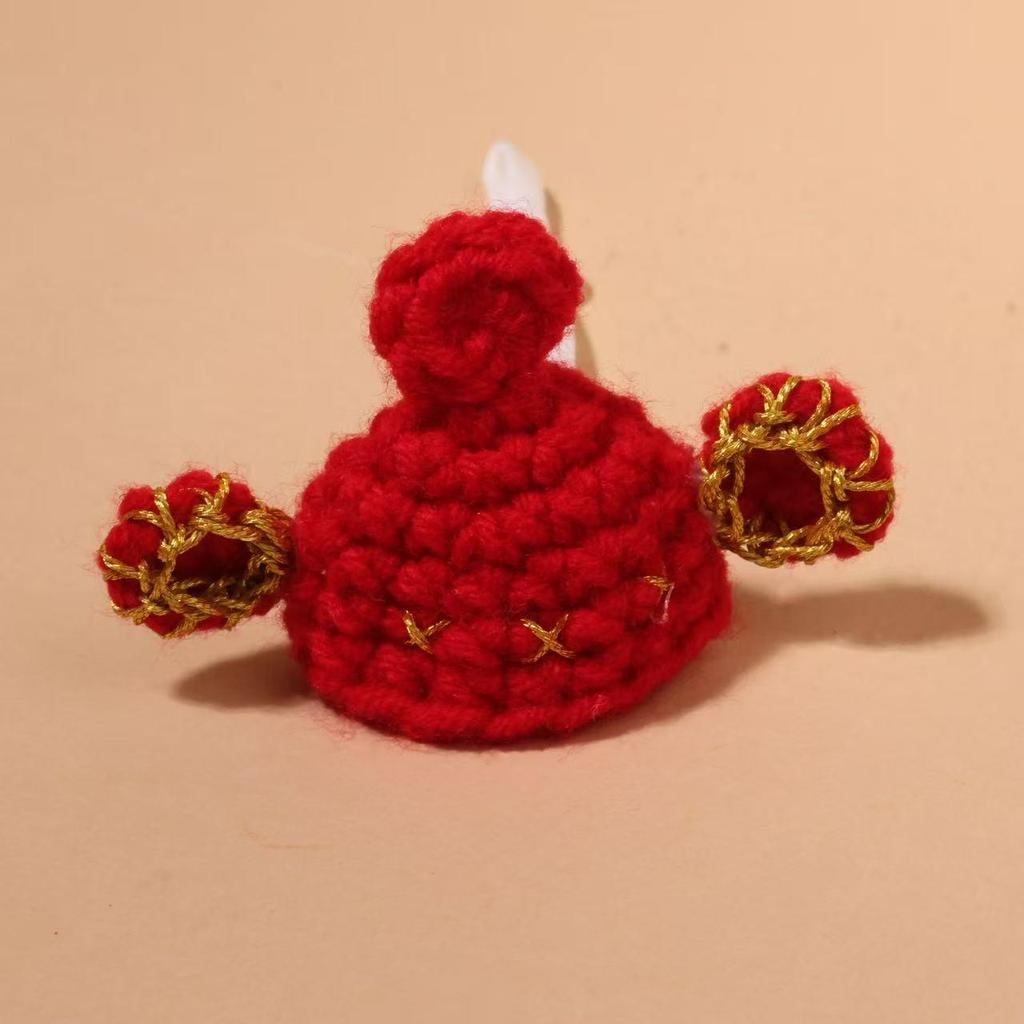 Valentine's Pearl Desktop Goose Set with Mini Knitted Hat & Adjustable Wings Clothing