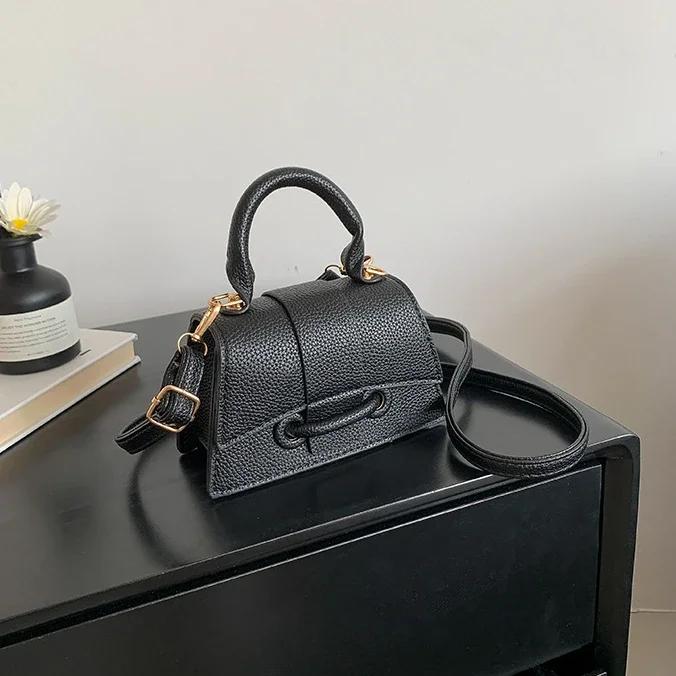 Винтажная женская серебряная шикарная сумка через плечо роскошная дизайнерская маленькая сумка на плечо модная золотая мини-кошелек для монет милая сумка из искусственной кожи 1909₽